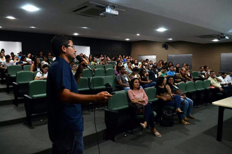 Participação do CBH Acaraú na semana do meio ambiente no IFCE