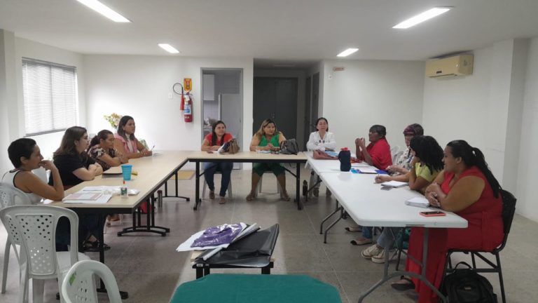 Grupo de Mulheres do CBH Acaraú debate presença feminina em cargos de lideranças